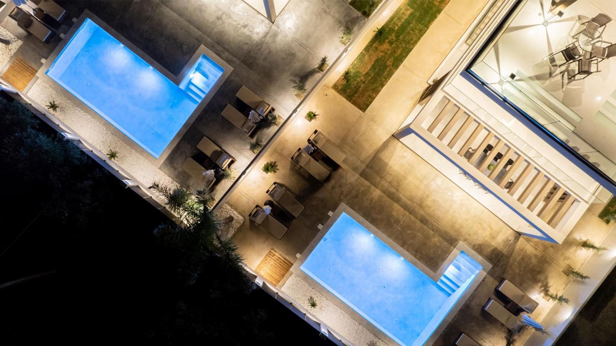 Infinity - Private Pool, Close To Centre, By Zantewize Villa *